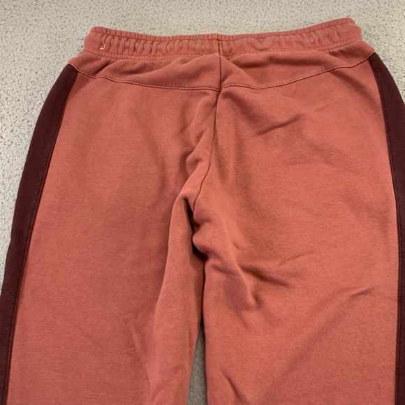 Nike Joggers Womens Medium Icon Clash Fleece‎ Pink Red 28" Inseam Gym Train Run - Picture 13 of 14